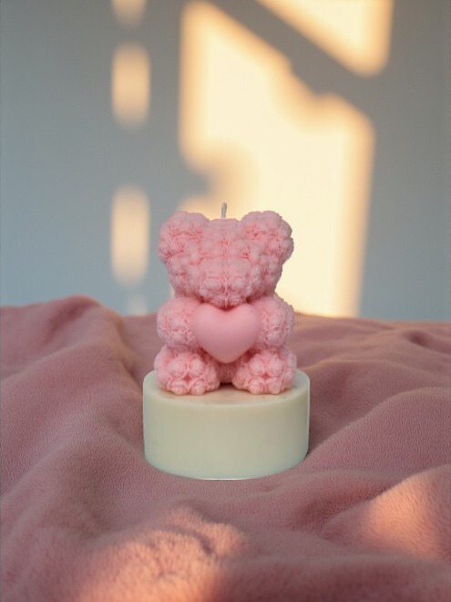 Rosebear heart Candle