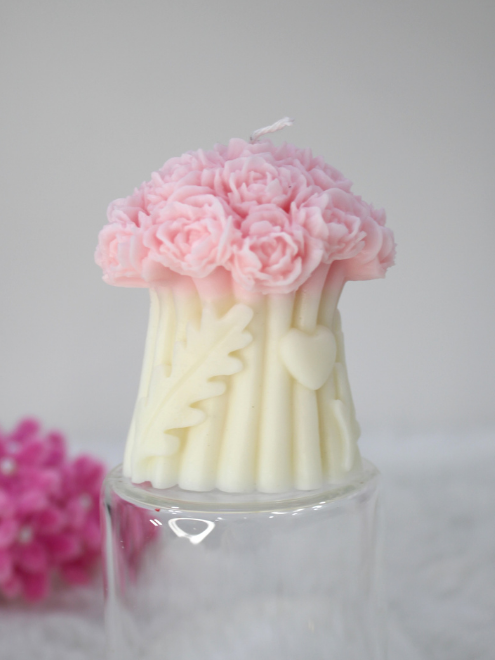 Rose Bouquet Candle