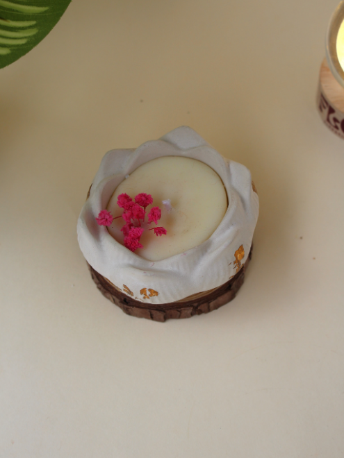 Lotus Candle